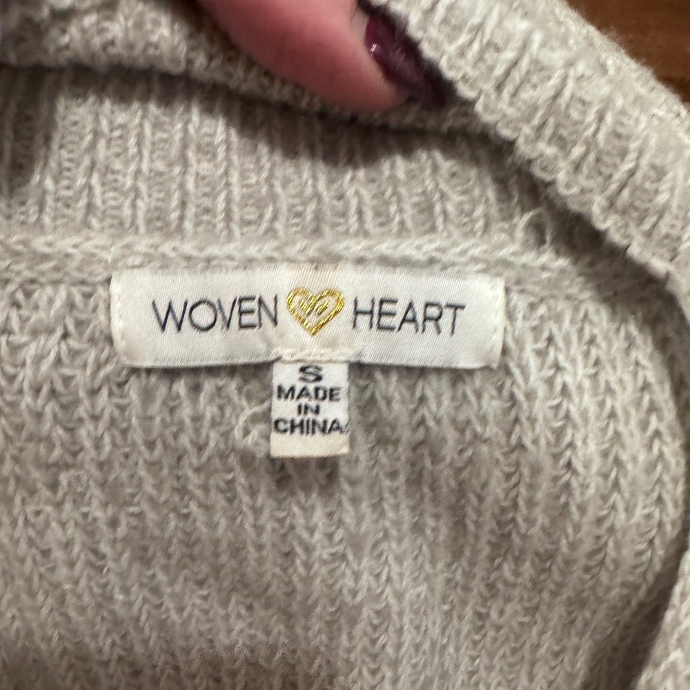 Woven Heart Ribbed Knit Chest & Sleeve Cutout w Ties Sweater - Picture 4 of 7